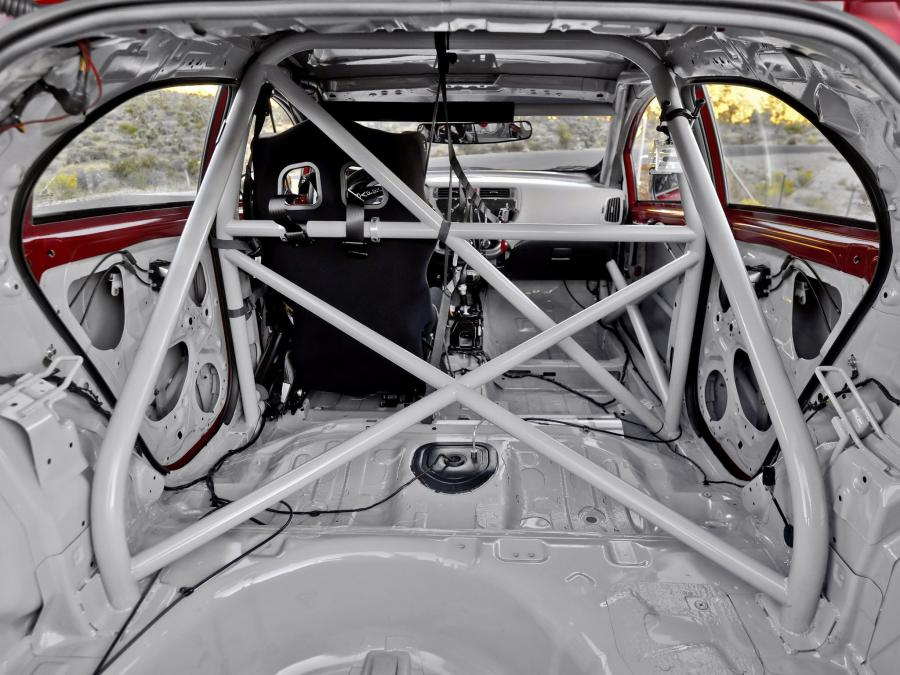  Kia Rio B-Spec Racer 2011 года  (фото 2 из 25)